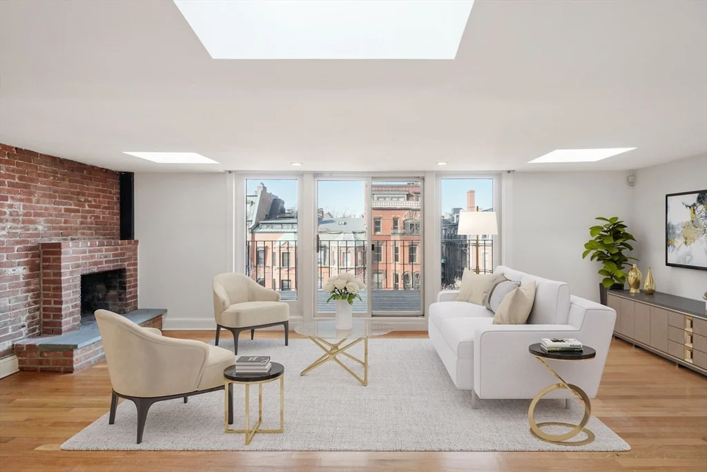 2 bed, 1 bath apartment for rent at 370 Marlborough St Unit 7, Back Bay — photo 1 of 31