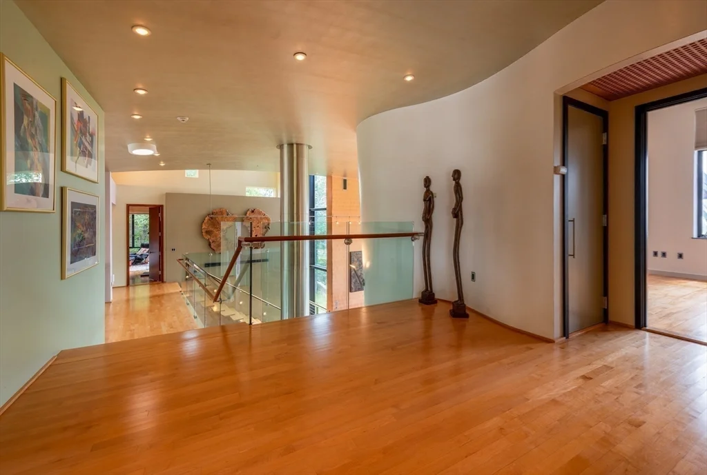 5 bed, 4+ bath apartment for rent at 370 Summer St, Kettle Cove Village — photo 24 of 39