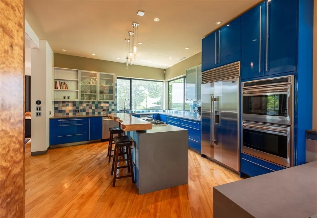 5 bed, 4+ bath apartment for rent at 370 Summer St, Kettle Cove Village — photo 12 of 39