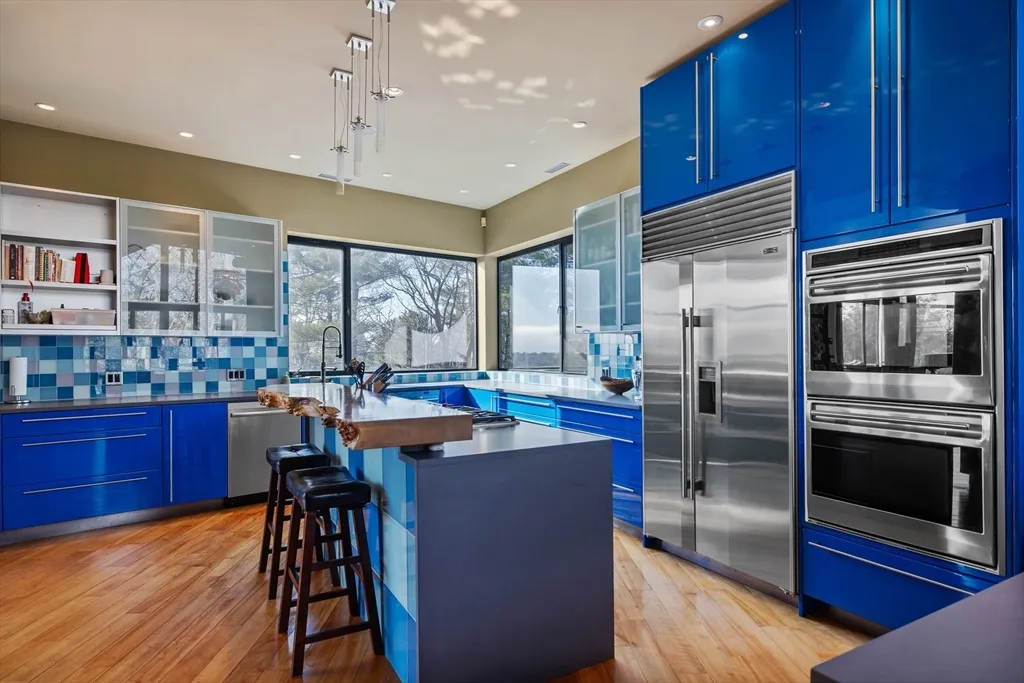 5 bed, 4+ bath apartment for rent at 370 Summer St, Manchester — photo 14 of 25