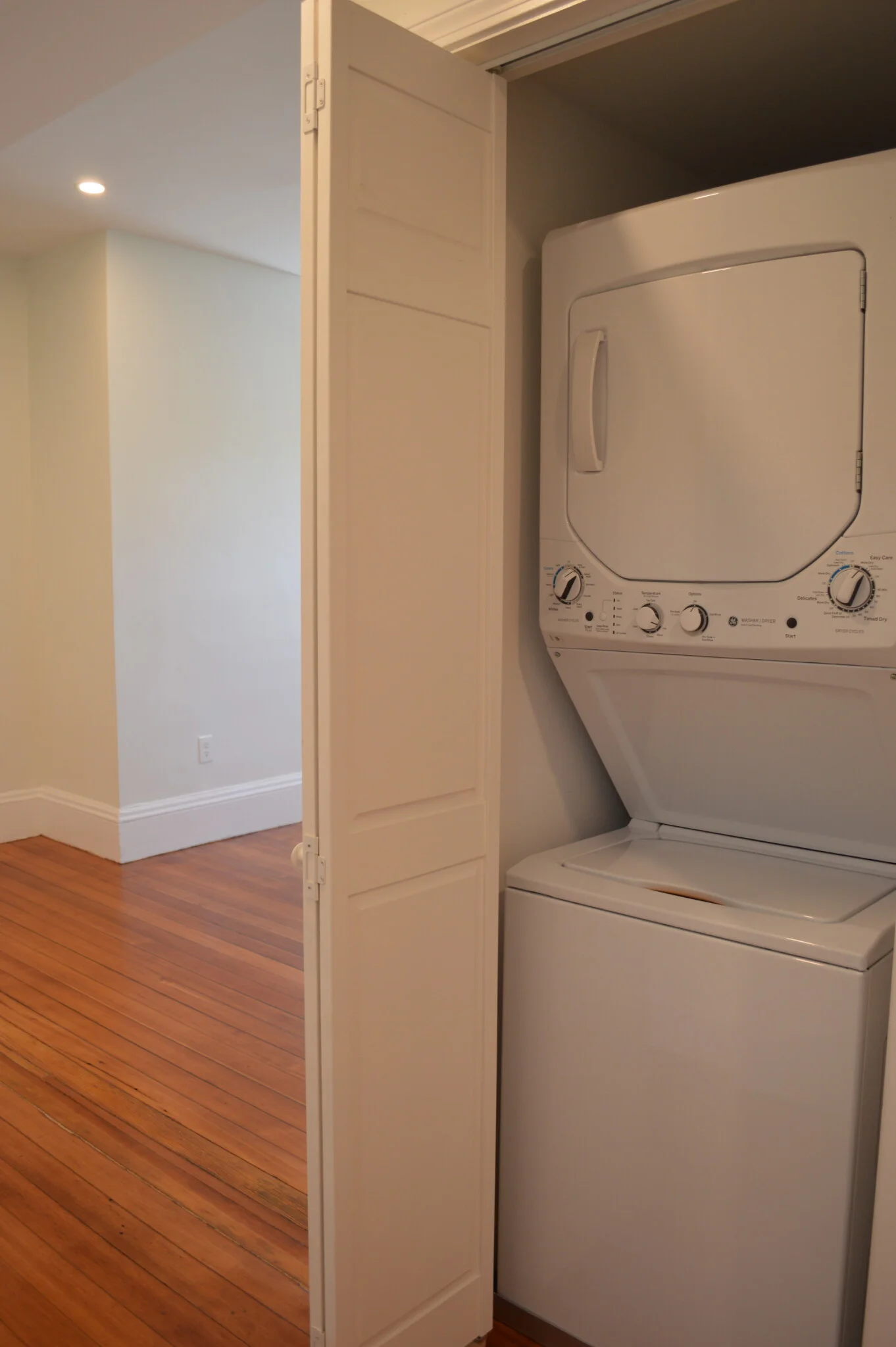 4 bed, 2 bath apartment for rent at 370b Centre St Unit 2, Jamaica Plain — photo 9 of 9
