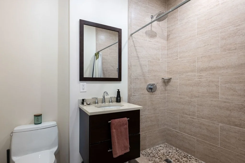 1 bed, 1 bath apartment for rent at 371 Beacon St Unit 5, Back Bay — photo 16 of 21