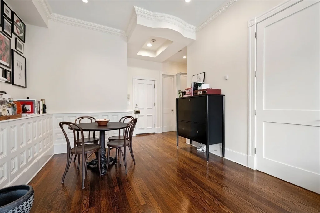 1 bed, 1 bath apartment for rent at 371 Beacon St Unit 5, Back Bay — photo 13 of 21