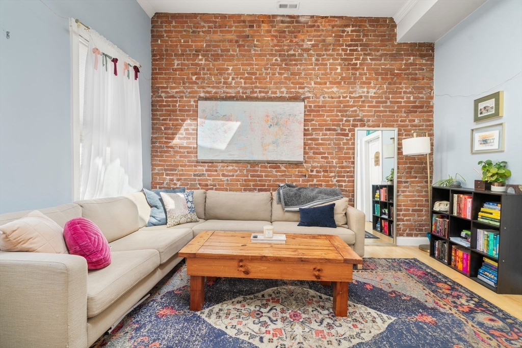 2 bed, 2 bath apartment for rent at 371 Cardinal Medeiros Ave Unit 3, Cambridge — photo 3 of 24