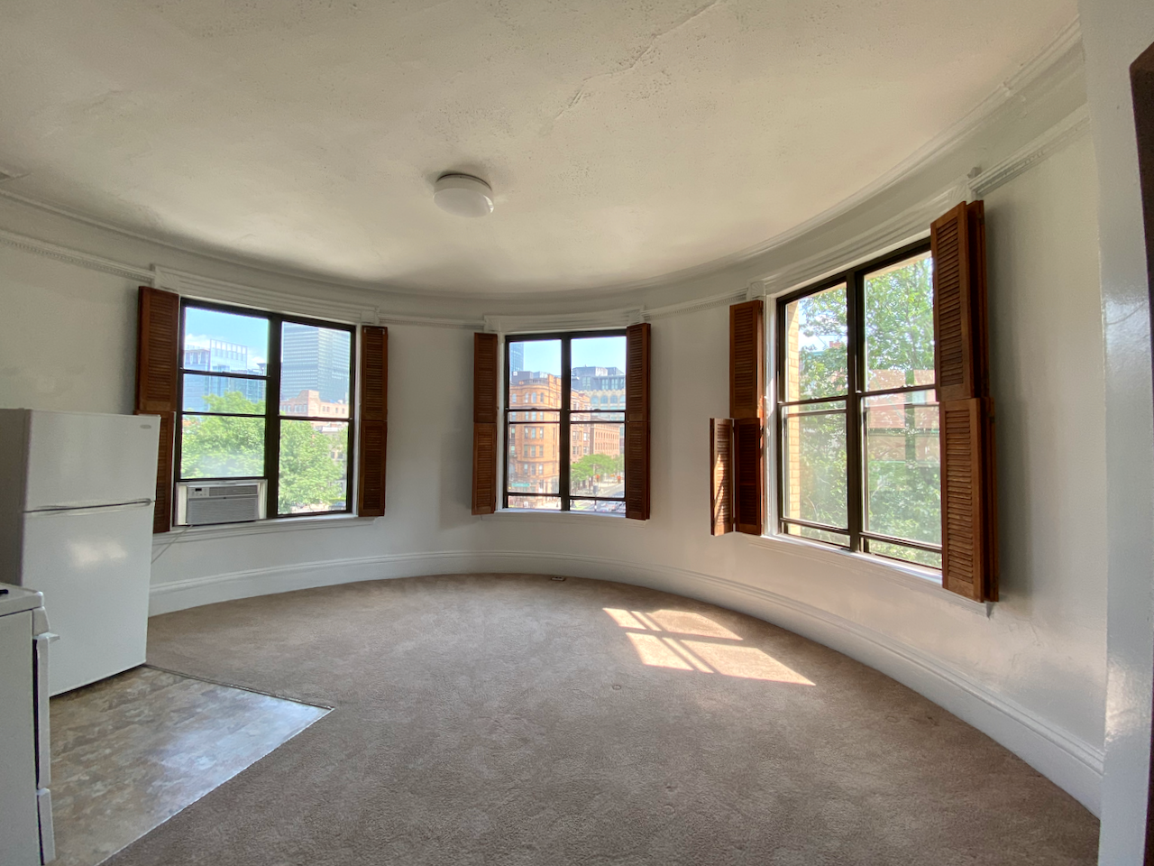 Studio bed, 1 bath apartment for rent at 371 Commonwealth Ave Unit 504, Back Bay