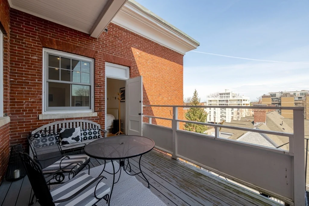 2 bed, 1 bath apartment for rent at 371 Harvard St Unit 4B, Harvard Square — photo 12 of 17