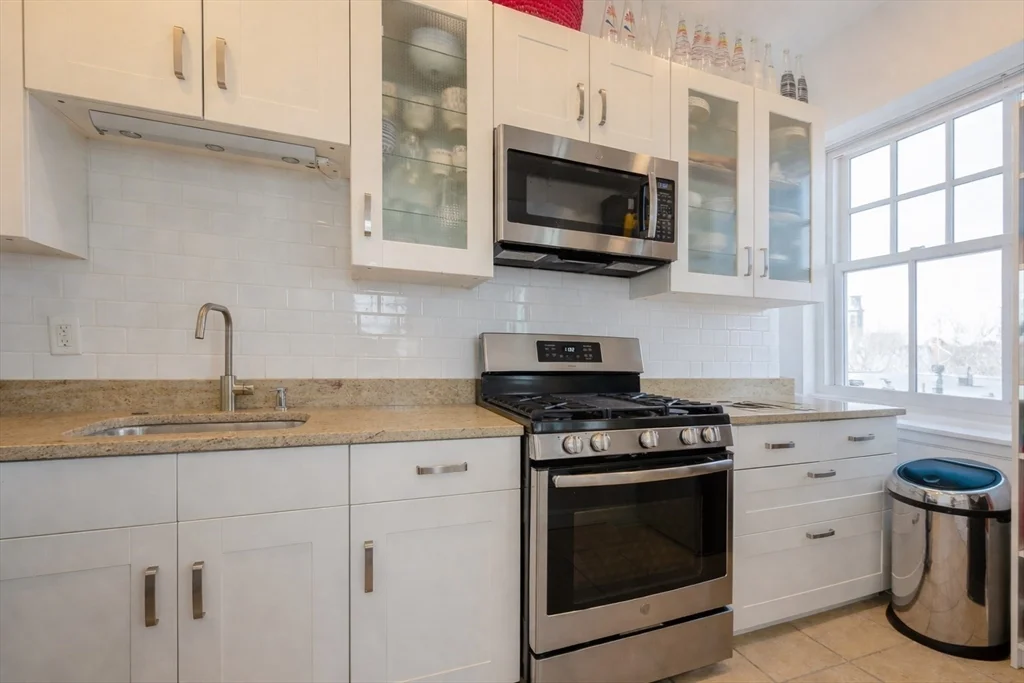 2 bed, 1 bath apartment for rent at 371 Harvard St Unit 4B, Harvard Square — photo 7 of 17
