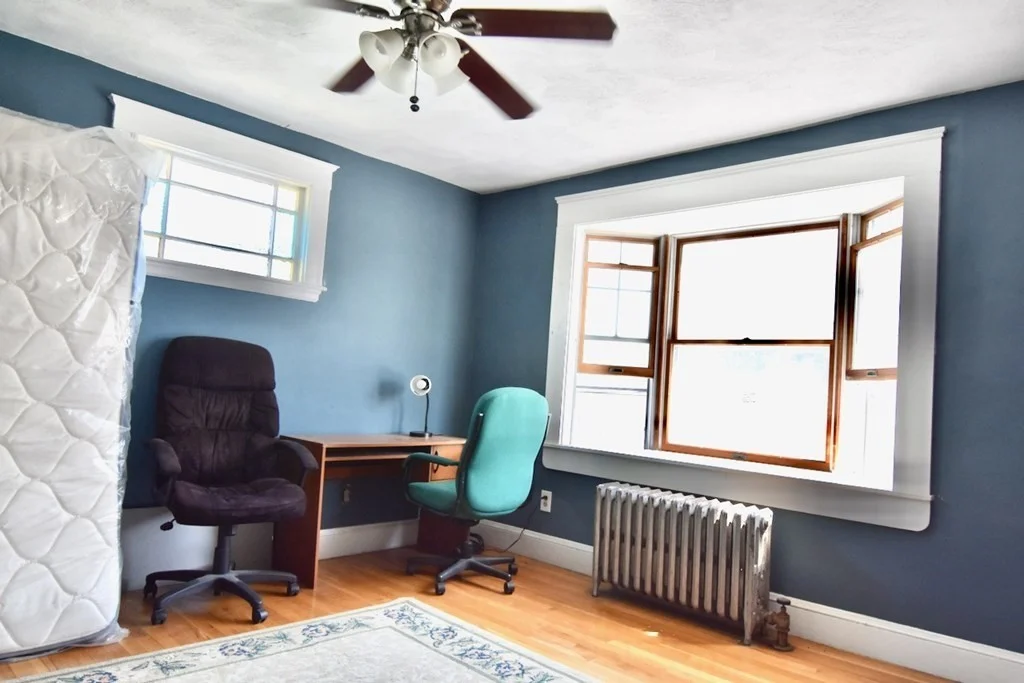 4 bed, 2 bath apartment for rent at 371 Savin Hill Unit 2, Dorchester — photo 10 of 31