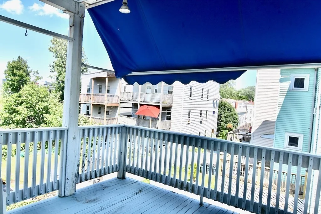 4 bed, 2 bath apartment for rent at 371 Savin Hill Unit 2, Dorchester — photo 6 of 31