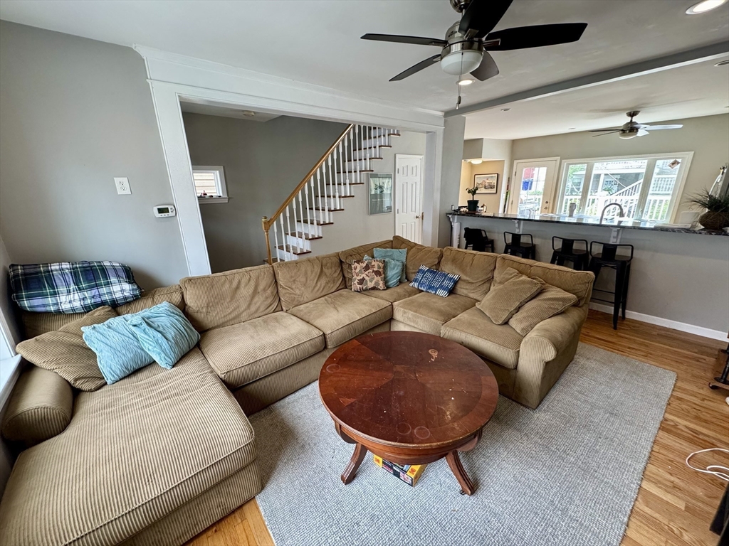 3 bed, 2.5 bath apartment for rent at 371 Silver St Unit 1, South Boston — photo 8 of 33