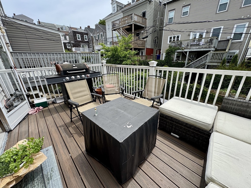 3 bed, 2.5 bath apartment for rent at 371 Silver St Unit 1, South Boston — photo 28 of 33