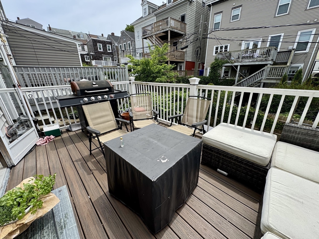 3 bed, 2 bath apartment for rent at 371 Silver St Unit single, South Boston — photo 22 of 33