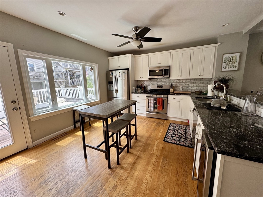3 bed, 2 bath apartment for rent at 371 Silver St Unit single, South Boston — photo 11 of 33