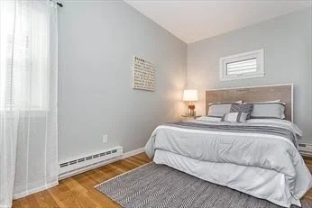1 bed, 1 bath apartment for rent at 372 Bunker Hill St Unit 3, Charlestown — photo 5 of 8