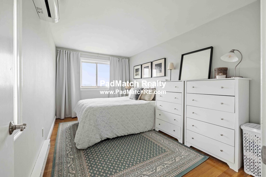 2 bed, 1 bath apartment for rent at 372 Bunker Hill St Unit 4, Boston — photo 7 of 14