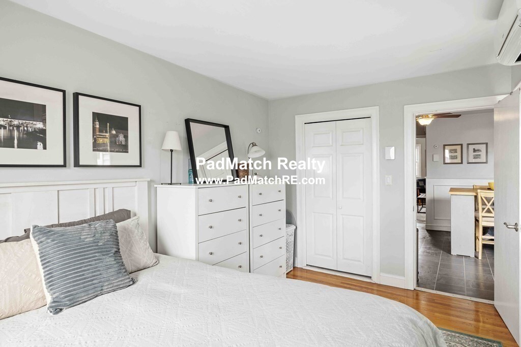 2 bed, 1 bath apartment for rent at 372 Bunker Hill St Unit 4, Boston — photo 8 of 14