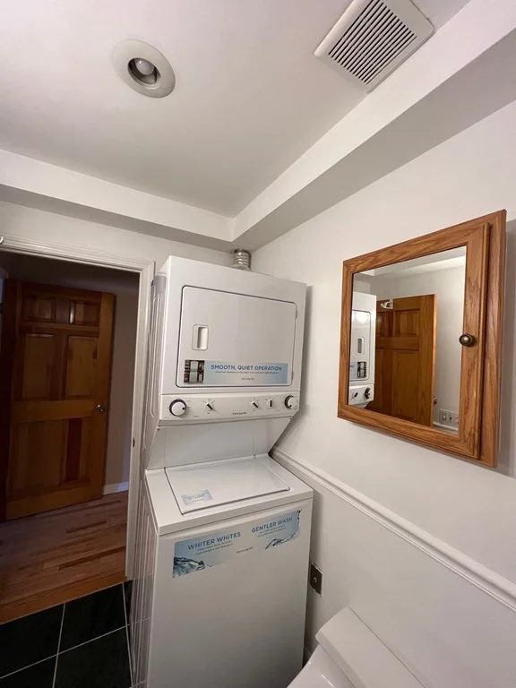 1 bed, 1 bath apartment for rent at 372 Dorchester Unit Front, South Boston — photo 13 of 14
