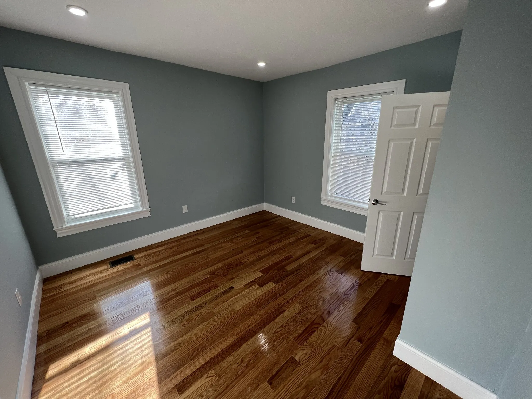 1 bed, 1 bath apartment for rent at 372 Oxford St Unit 1, Ward Two — photo 10 of 17