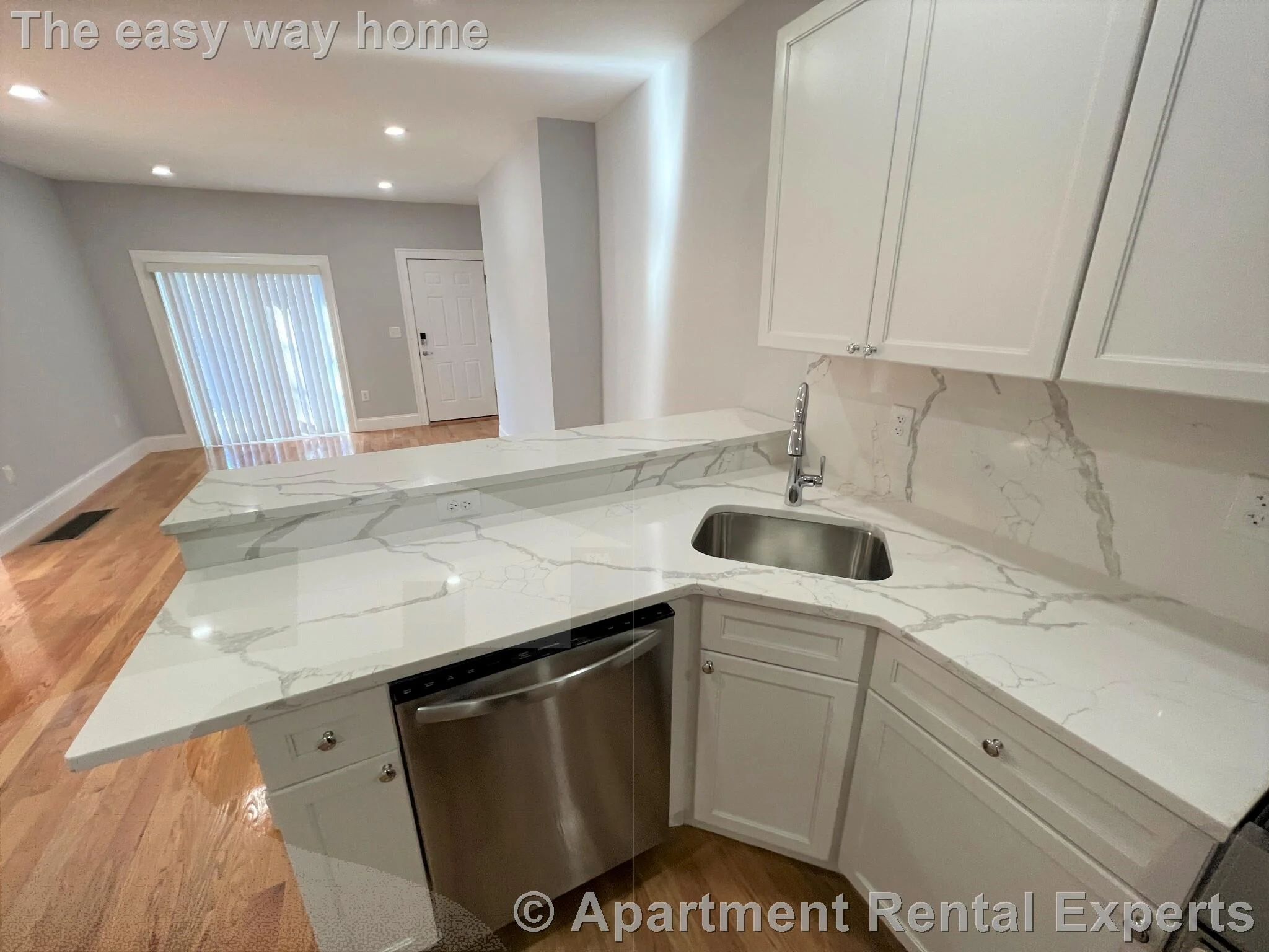 1 bed, 1 bath apartment for rent at 372 Oxford St Unit 2, Porter Square — photo 4 of 17