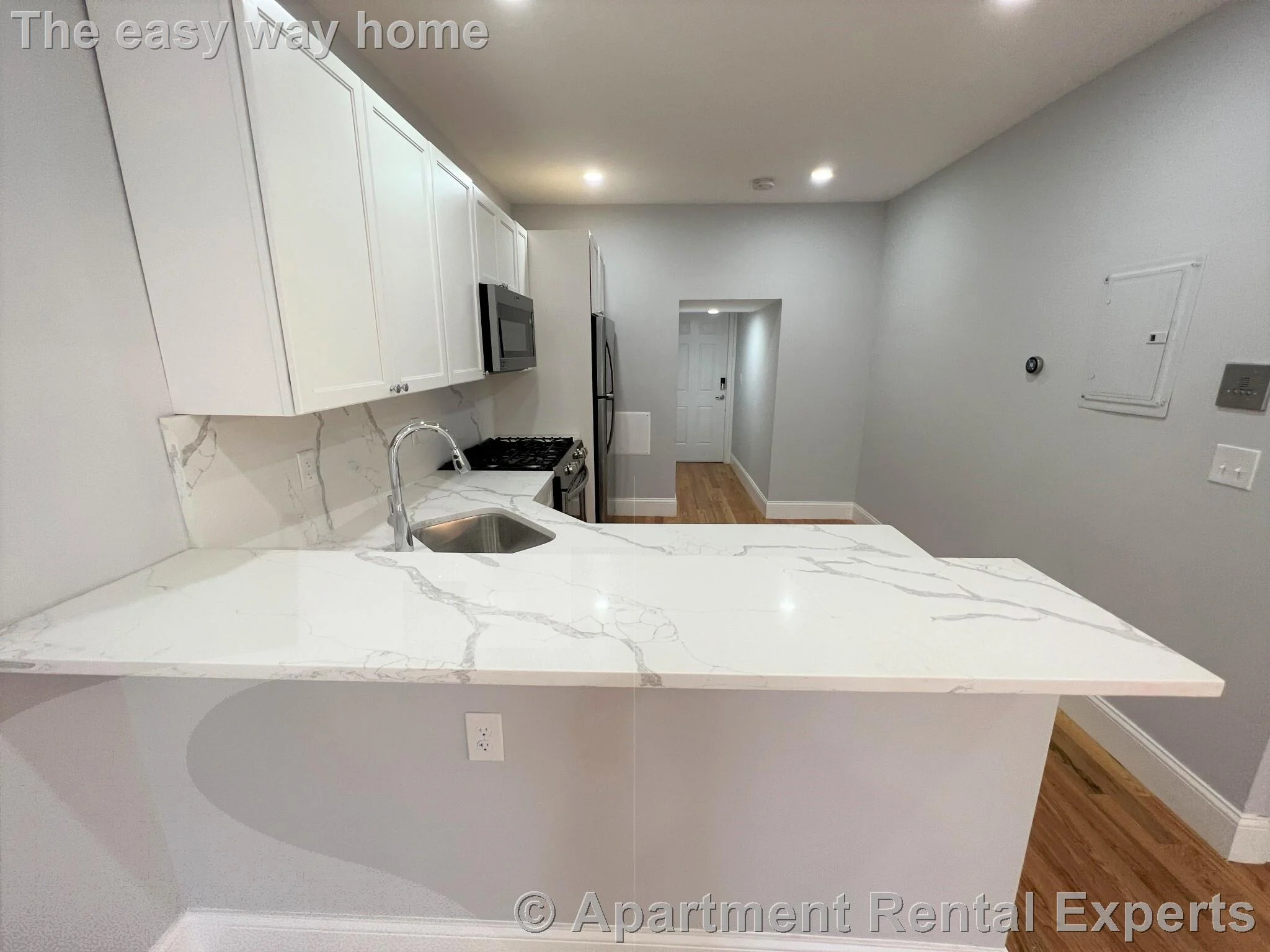 1 bed, 1 bath apartment for rent at 372 Oxford St Unit 2, Porter Square — photo 3 of 17