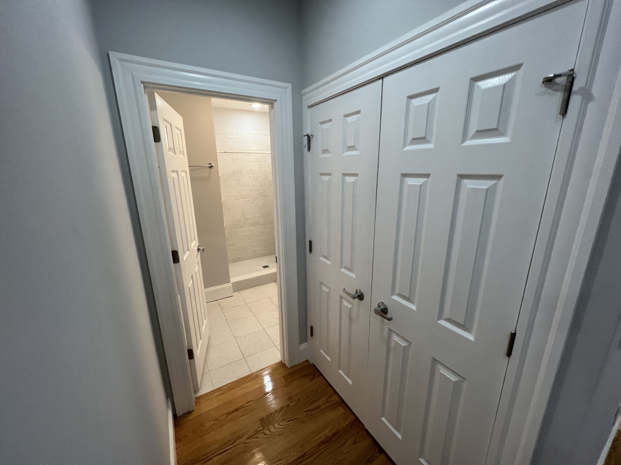2 bed, 1 bath apartment for rent at 372 Oxford St Unit 5, Ward Two — photo 17 of 21