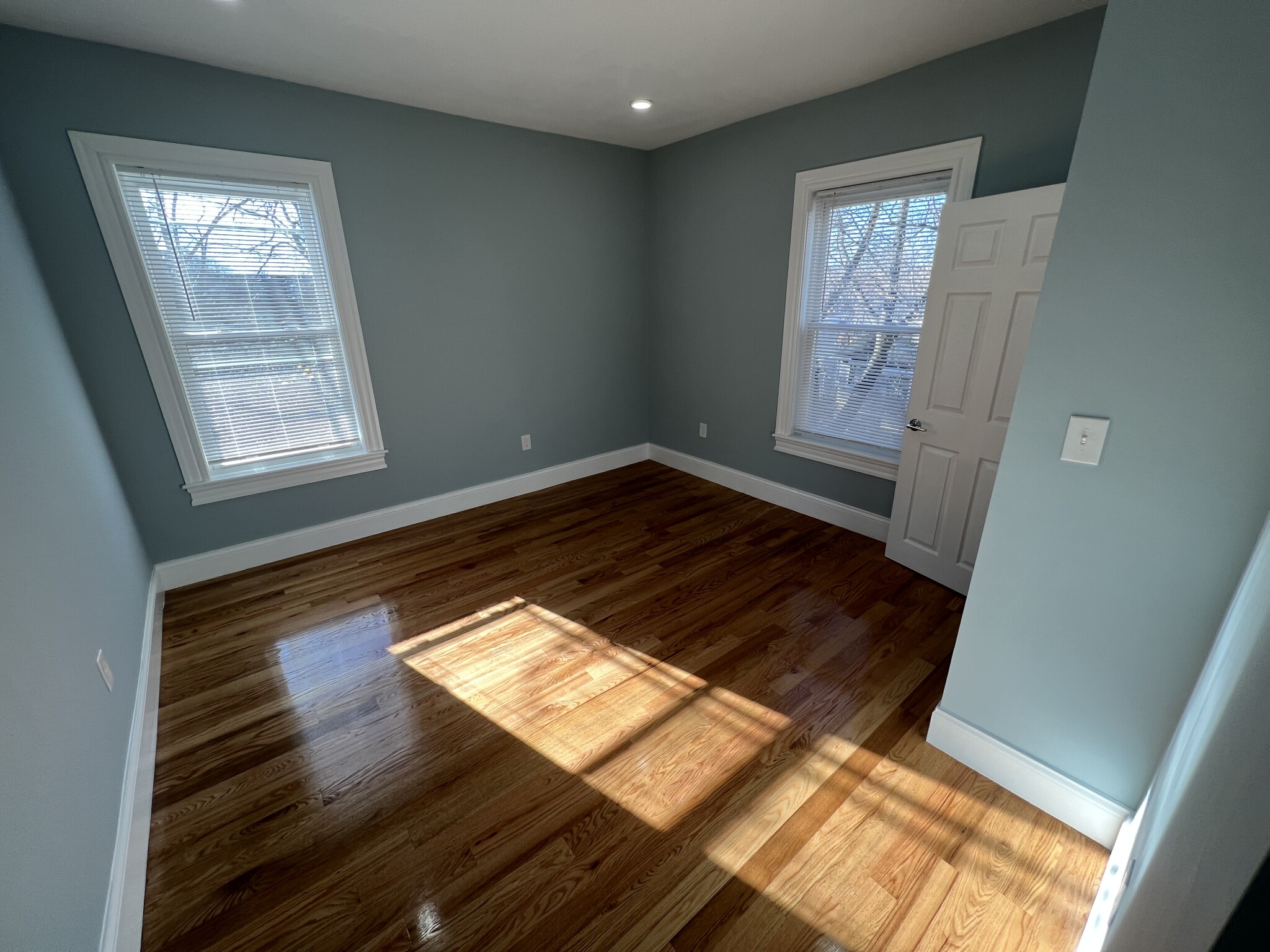 2 bed, 1 bath apartment for rent at 372 Oxford St Unit 5, Ward Two — photo 12 of 21