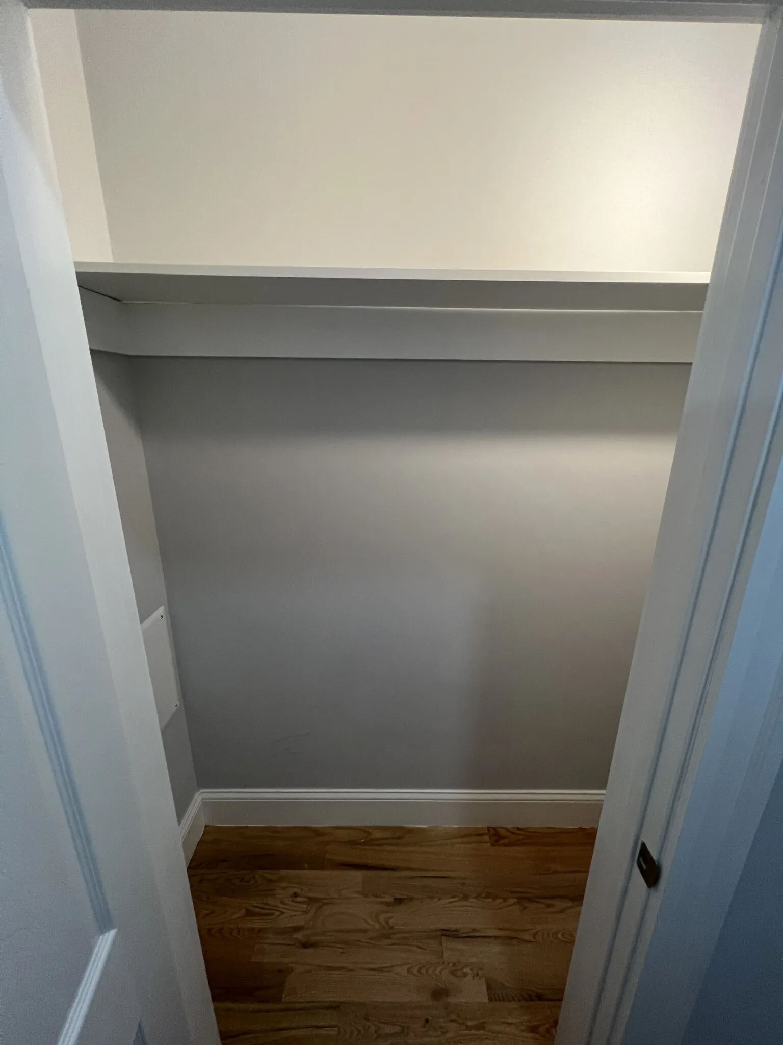2 bed, 1 bath apartment for rent at 372 Oxford St Unit 6, Ward Two — photo 14 of 26