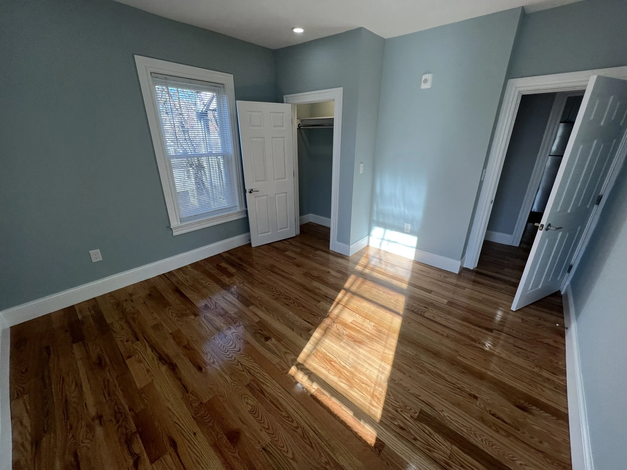 2 bed, 1 bath apartment for rent at 372 Oxford St Unit 6, Ward Two — photo 19 of 26