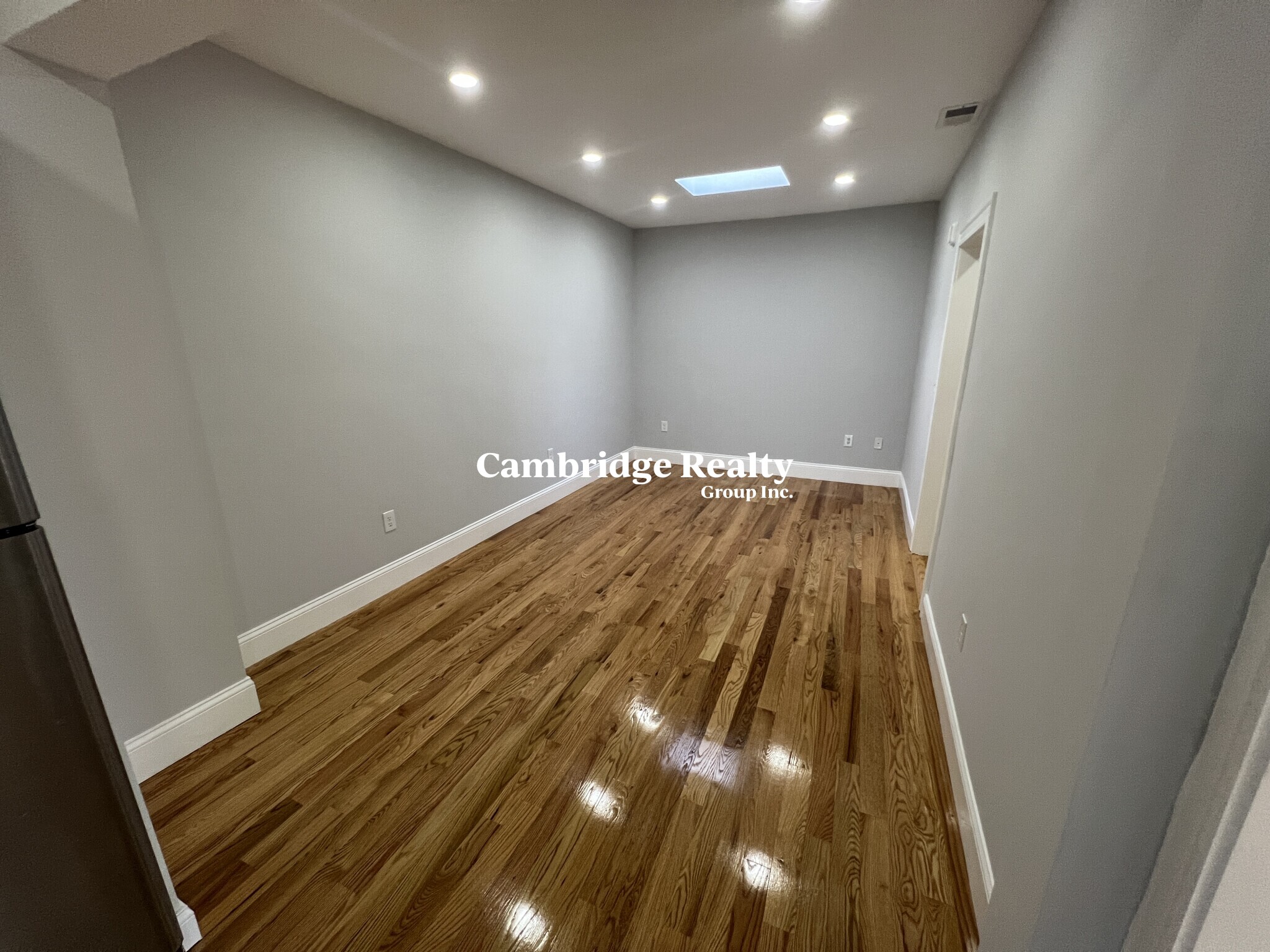 2 bed, 1 bath apartment for rent at 372 Oxford St Unit 6T, Ward Two — photo 22 of 26