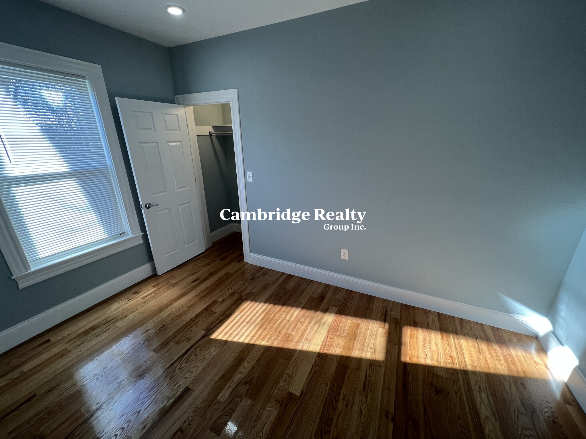 2 bed, 1 bath apartment for rent at 372 Oxford St Unit 6T, Ward Two — photo 10 of 26