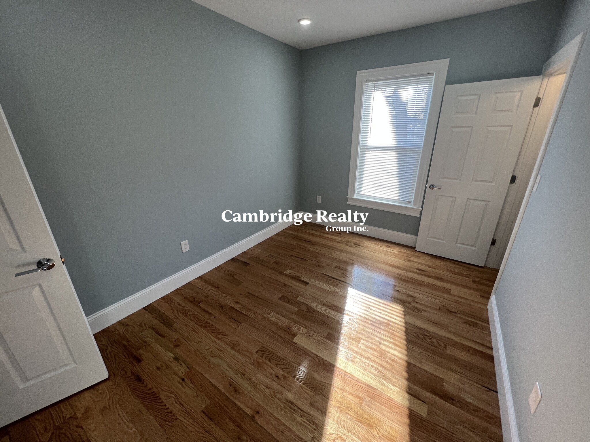 2 bed, 1 bath apartment for rent at 372 Oxford St Unit 6T, Ward Two — photo 12 of 26