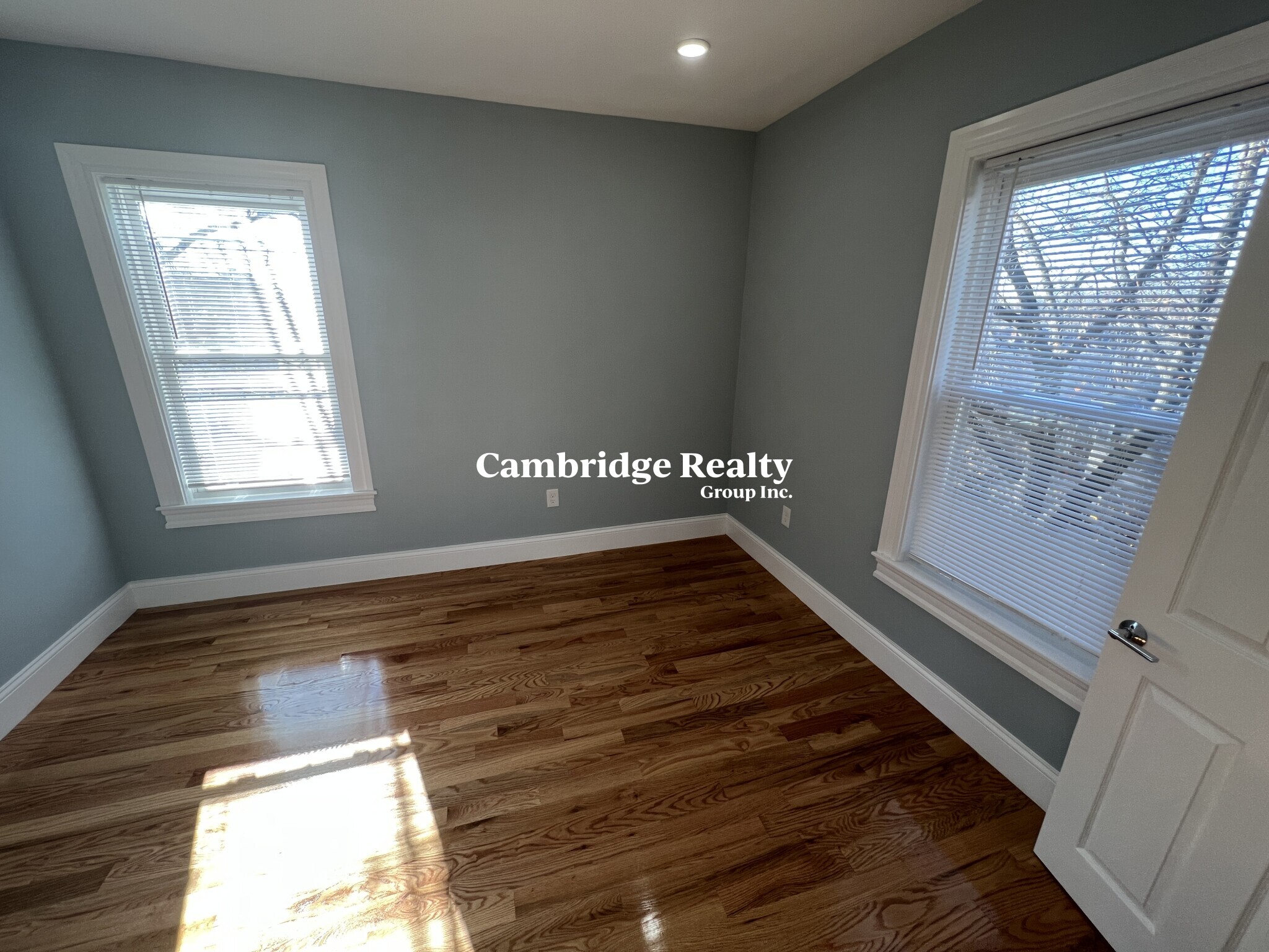 2 bed, 1 bath apartment for rent at 372 Oxford St Unit 6T, Ward Two — photo 17 of 26