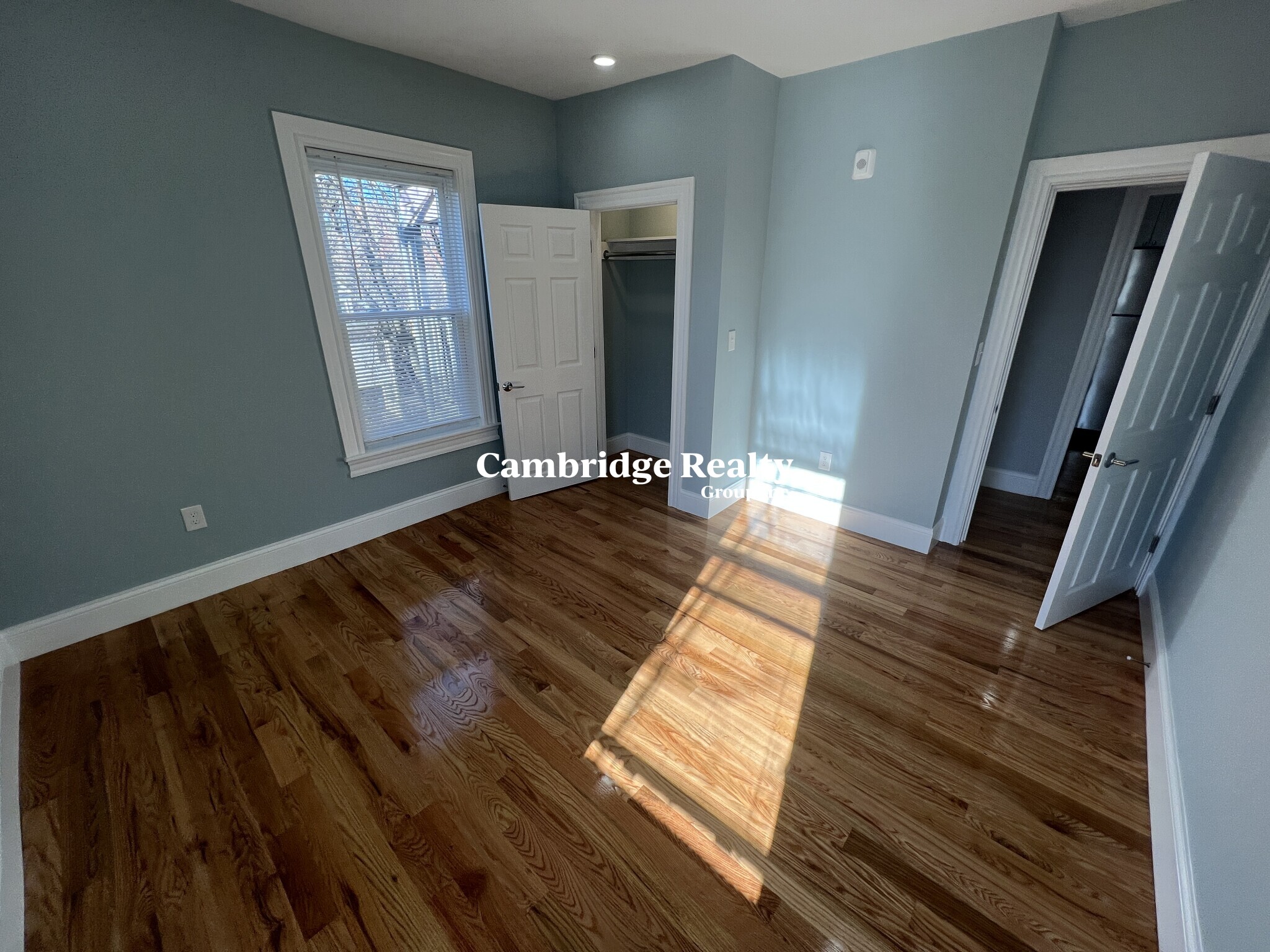 2 bed, 1 bath apartment for rent at 372 Oxford St Unit 6T, Ward Two — photo 14 of 26