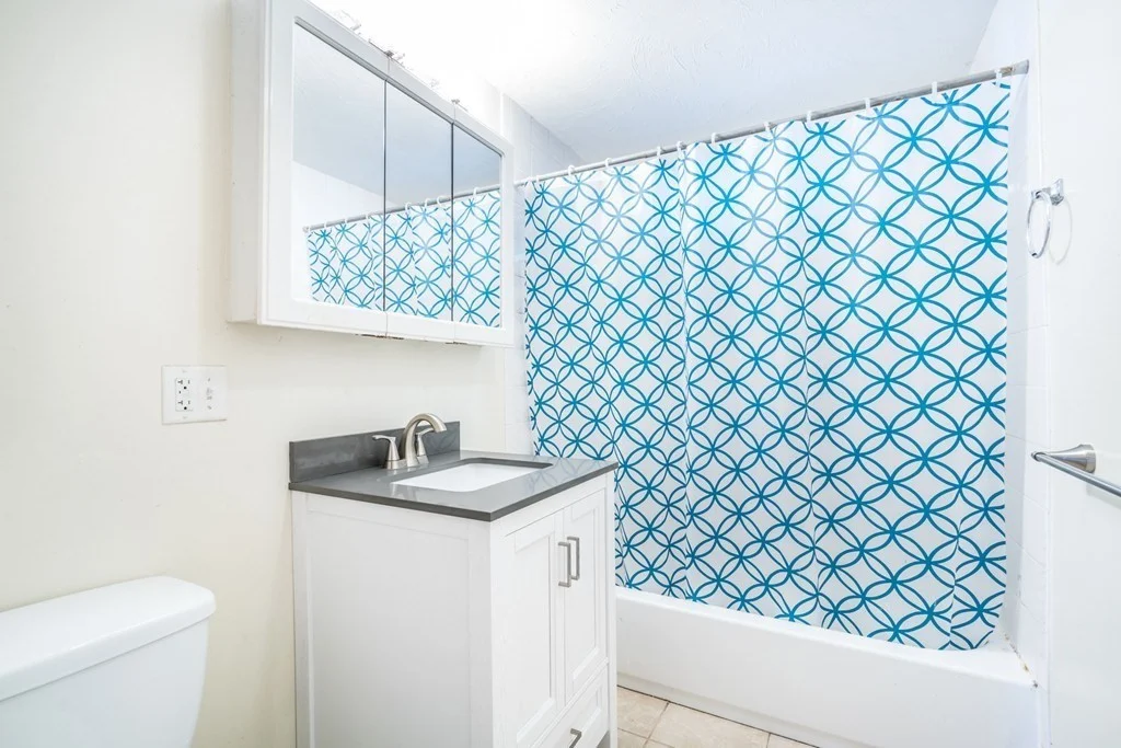 3 bed, 1 bath apartment for rent at 373 Centre St Unit 2, Dorchester — photo 7 of 16