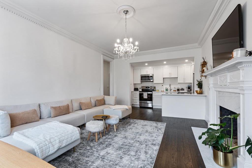 2 bed, 1 bath apartment for rent at 373 Commonwealth Ave Unit 402, Back Bay — photo 3 of 11