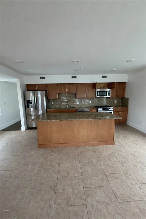 4 bed, 1 bath apartment for rent at 373 Crescent Ave Unit 1, Chelsea — photo 7 of 13