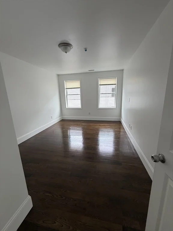 4 bed, 1 bath apartment for rent at 373 Crescent Ave Unit 1, Chelsea — photo 3 of 13