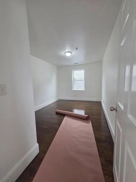 4 bed, 1 bath apartment for rent at 373 Crescent Ave Unit 3, Chelsea — photo 7 of 17