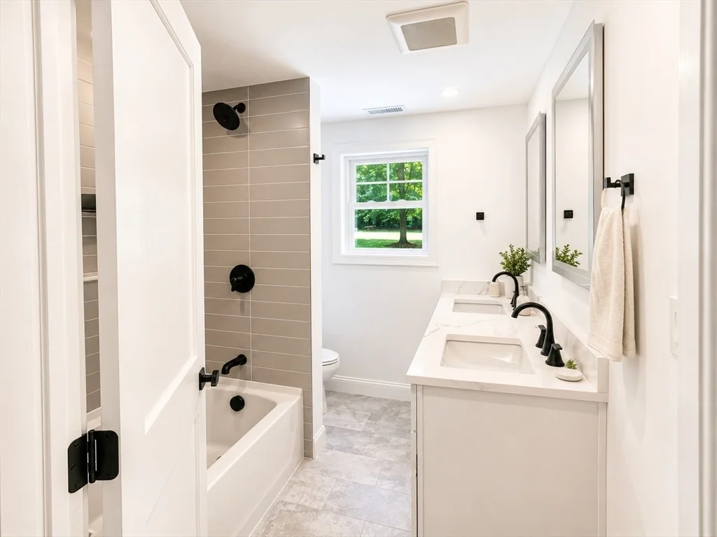 3 bed, 1 bath apartment for rent at 373 Eliot St, Ashland — photo 11 of 13