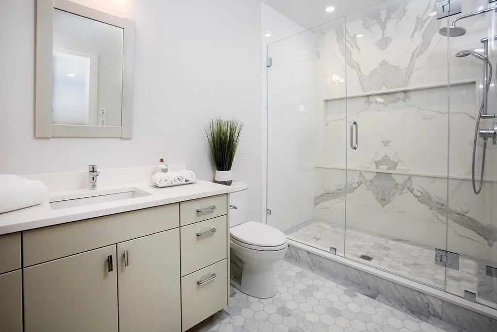 2 bed, 2 bath apartment for rent at 373 Harvard St Unit 2, Coolidge Corner — photo 6 of 7