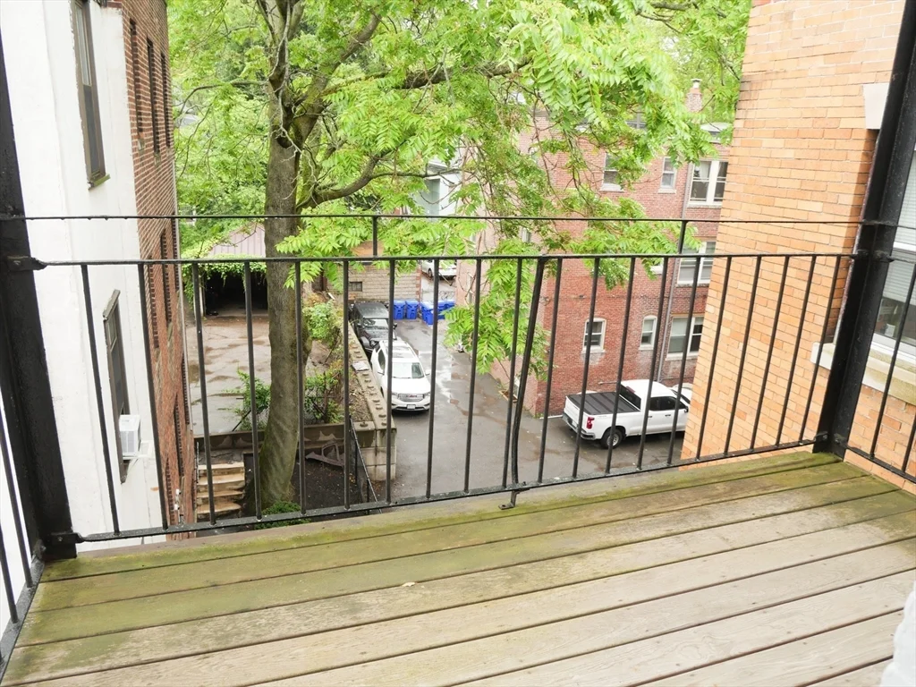 1 bed, 1 bath apartment for rent at 373 Harvard St Unit 6, North Brookline — photo 6 of 8