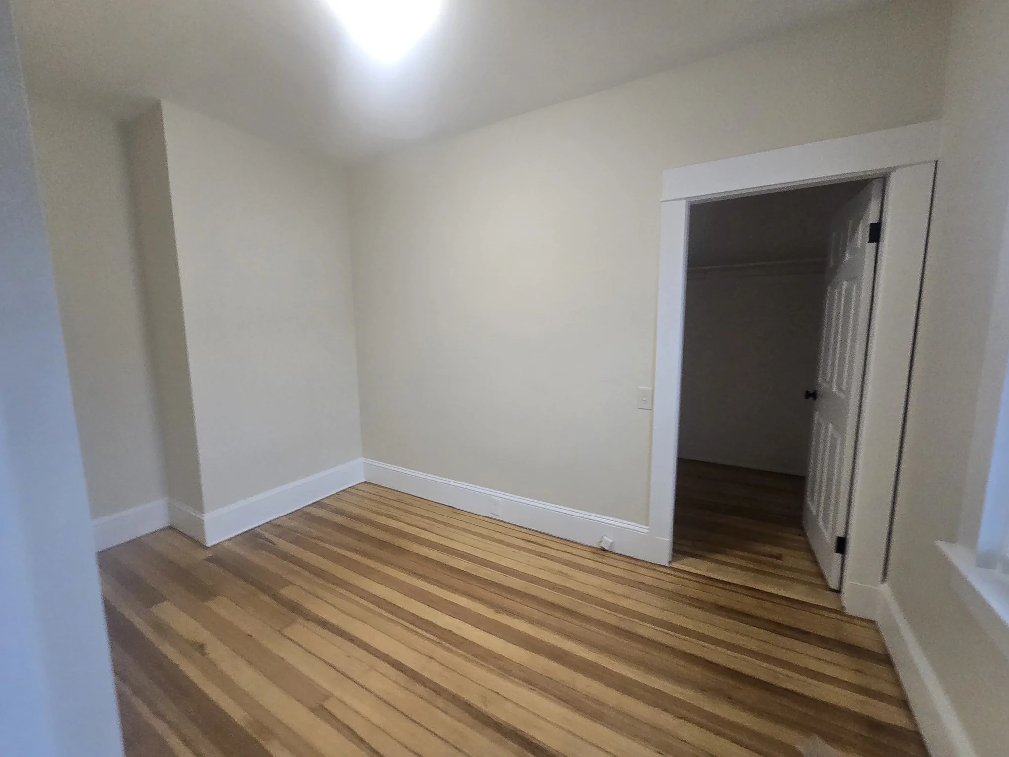 4 bed, 1 bath apartment for rent at 373 Hollis Unit 1, Framingham — photo 12 of 16