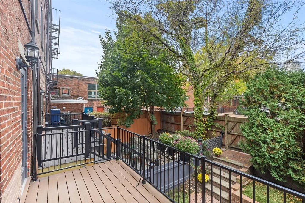 2 bed, 1 bath apartment for rent at 373 Shawmut Ave Unit 1, South End — photo 20 of 27