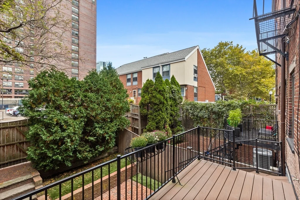 2 bed, 1 bath apartment for rent at 373 Shawmut Ave Unit 1, South End — photo 22 of 27