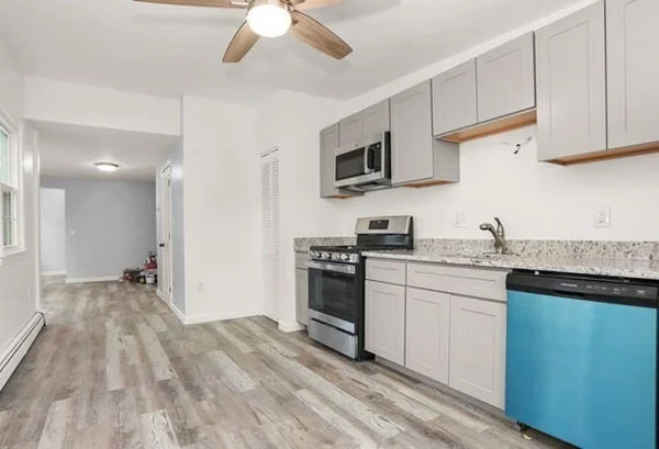 3 bed, 1 bath apartment for rent at 373 Washington St Unit 2, Central Square — photo 6 of 18