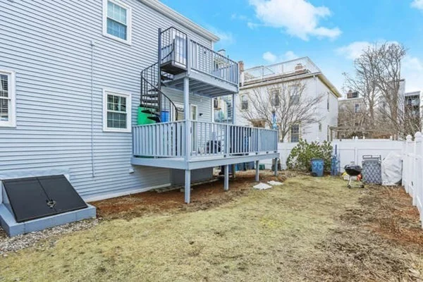 3 bed, 1 bath apartment for rent at 373 Washington St Unit 2, Central Square — photo 15 of 18