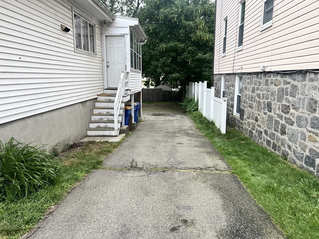 2 bed, 1 bath apartment for rent at 373 Winthrop St Unit 2, Winthrop — photo 15 of 15