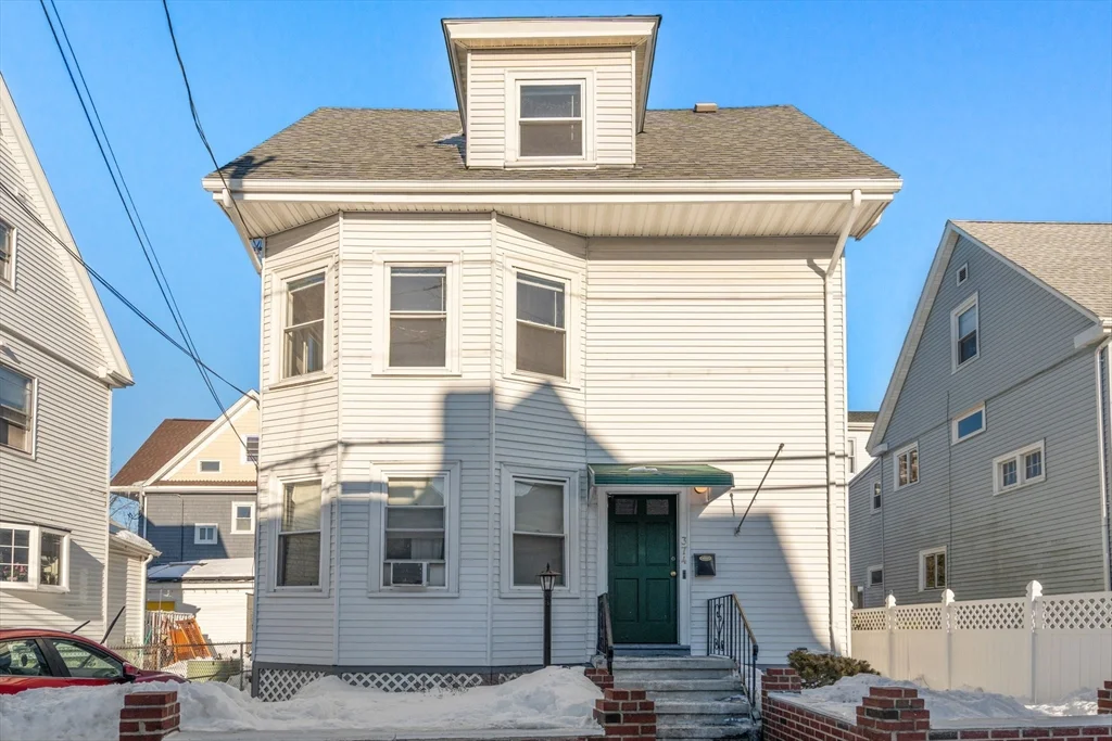 3 bed, 2 bath apartment for rent at 374-2 Shirley Unit 2, Winthrop Beach — photo 14 of 14