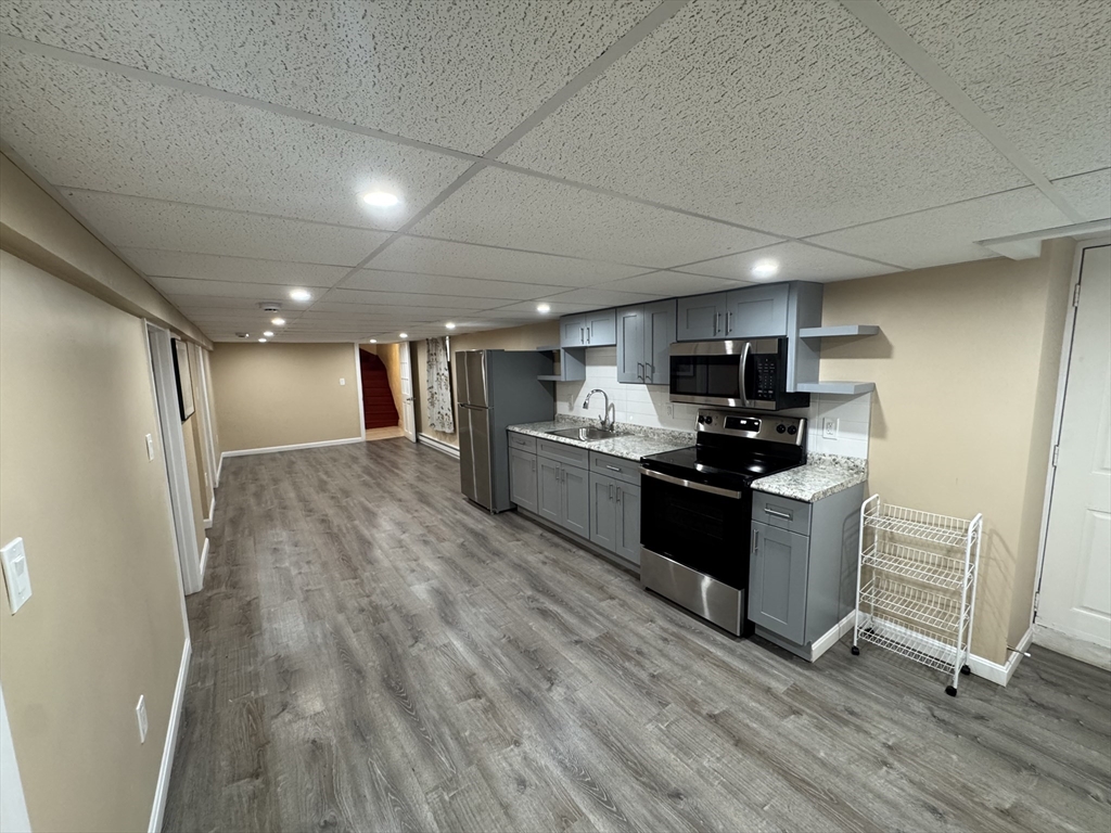 2 bed, 1 bath apartment for rent at 374 Bowdoin St Unit B, Dorchester — photo 13 of 20