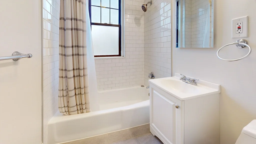2 bed, 1 bath apartment for rent at 374 Chestnut Hill Ave Unit 52, Brighton — photo 7 of 8